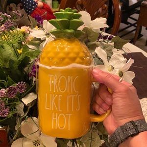 “Tropic Like it’s Hot” Rae Dunn coffee mug